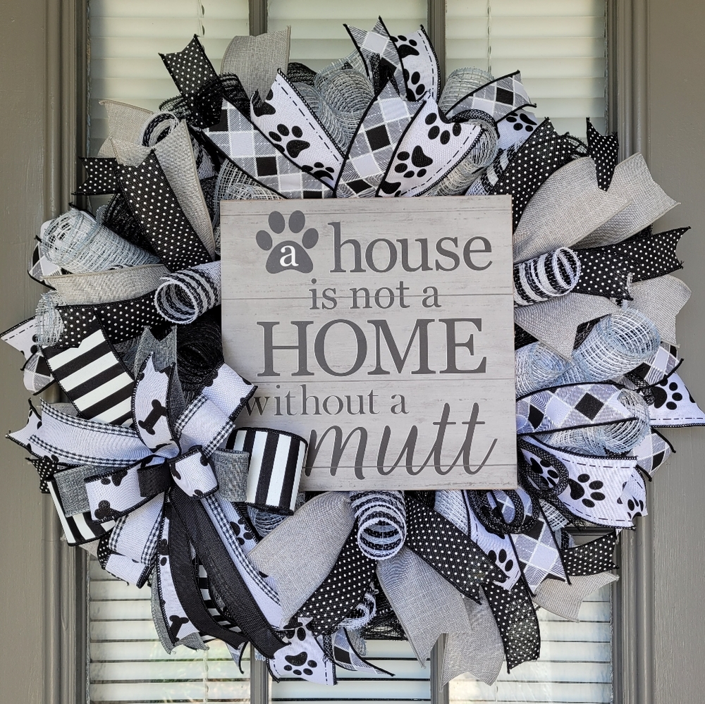 Dog wreath, Everyday Dog Wreath, All year wreath, Dog rescue, fur baby wreath